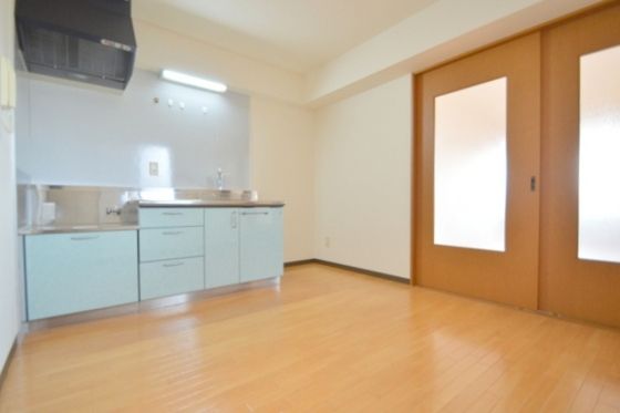 �y�����E���r���O�z�@DK6.4��(^O^)