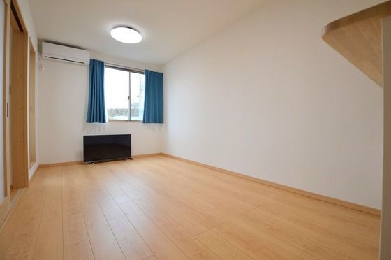 �y�����E���r���O�z�@