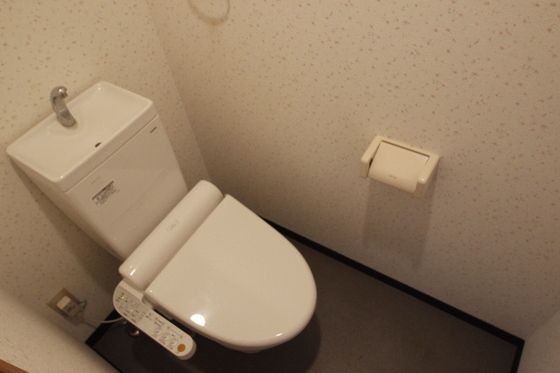 �y�g�C���z�@