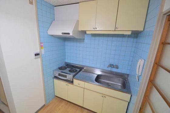 �y�L�b�`���z�@