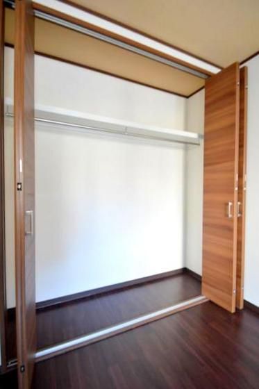 �y���[�z�@�N���[�[�b�g