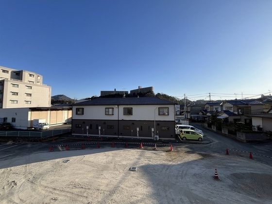 �y���]�z�@