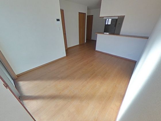 �y�����E���r���O�z�@