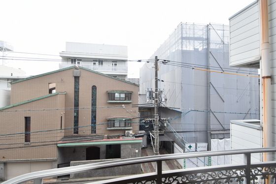 �y���]�z�@