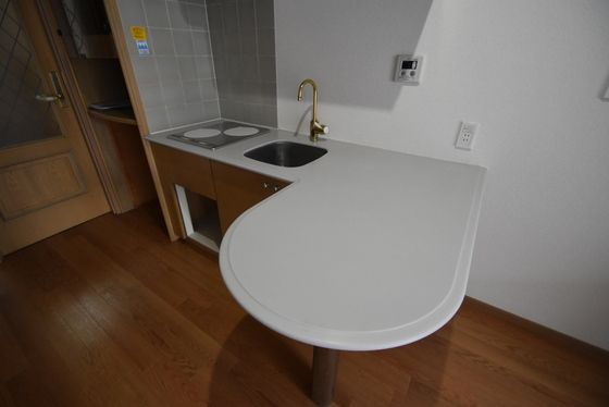 �y�L�b�`���z�@