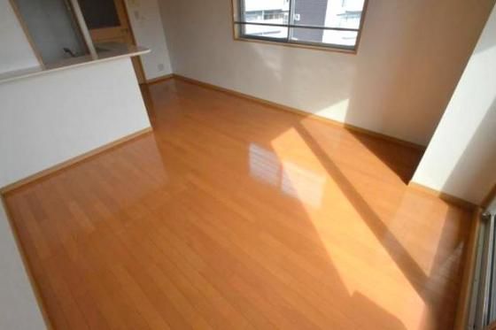 �y�����E���r���O�z�@