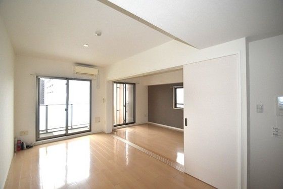 �y���̑������E�X�y�[�X�z�@