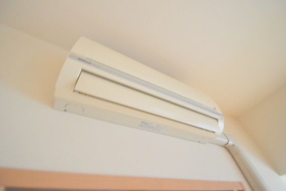 �y���̑��ݔ��z�@�G�A�R��