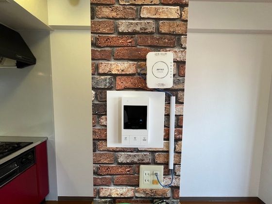 �y�Z�L�����e�B�z�@