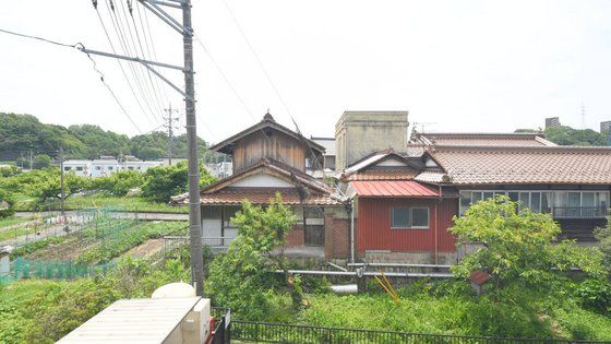 �y���]�z�@