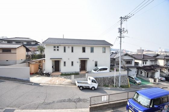 �y���]�z�@