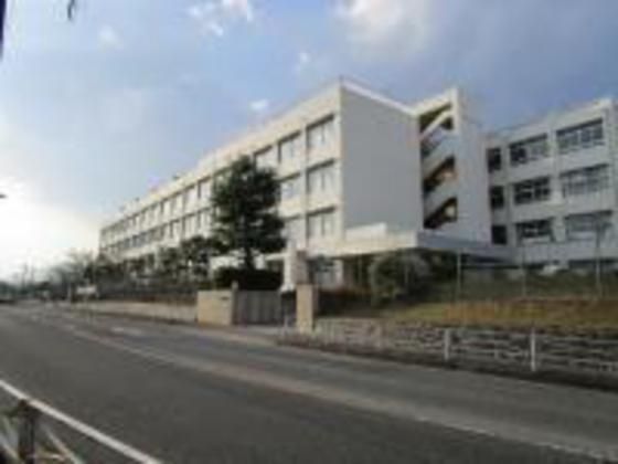 �y���Ӂz�@���w�Z