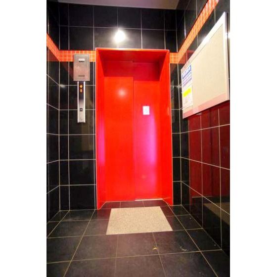 �G���x�[�^�[