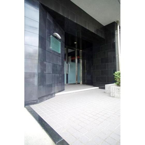 �G���g�����X