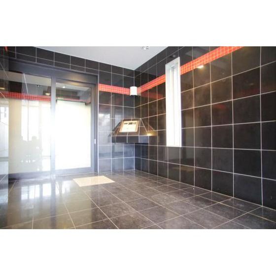 �G���g�����X