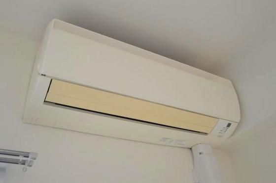 �y���̑��ݔ��z�@�G�A�R��