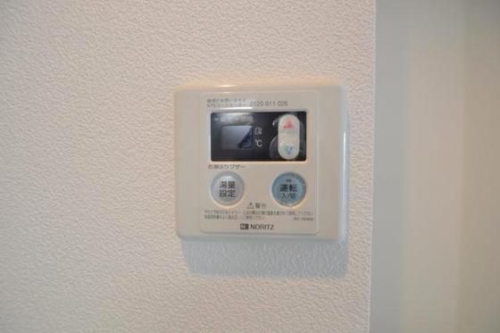 �y���̑��ݔ��z�@