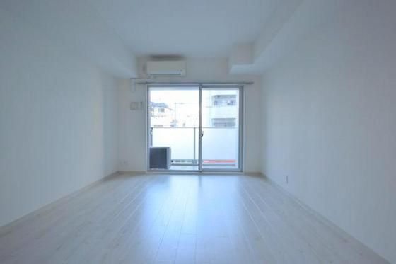 �y�����E���r���O�z�@�ʐ^�͑��̕����̕��ł��B����D��B�m��11.03��