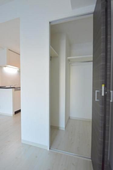 �y���[�z�@�N���[�[�b�g