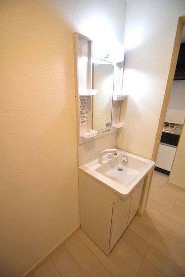 �y���ʏ��z�@