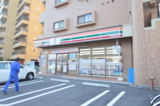 �y���Ӂz�@�R���r�j