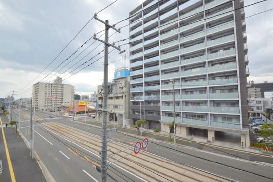 �y���]�z�@�X�[�p�[�E�R���r�j���k�������̍D���n��