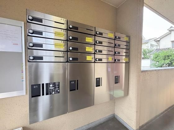 �W���|�X�g�E��z�{�b�N�X