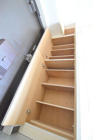 �y���[�z�@���ւɂ͗��T�C�h�ɂ����Ղ�T�C�Y�̃V���[�Y�{�b�N�X�����