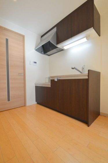 �y�L�b�`���z�@2���R�����E��^�①�ɐݒu�̃L�b�`���X�y�[�X