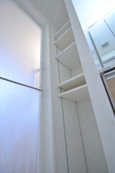 �y���̑��ݔ��z�@�E�ߏ�̑���t���[