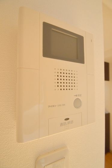 �y�Z�L�����e�B�z�@���j�^�[�t�C���^�[�t�H��