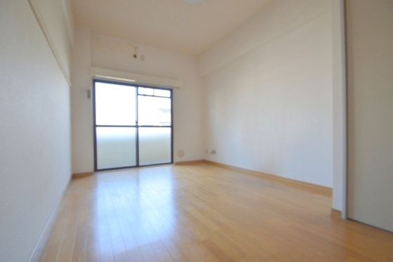 �y���̑������E�X�y�[�X�z�@�m����7.5���E�G�A�R���E�Ɩ��t��