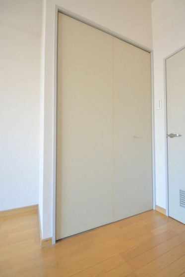 �y���[�z�@�N���[�[�b�g