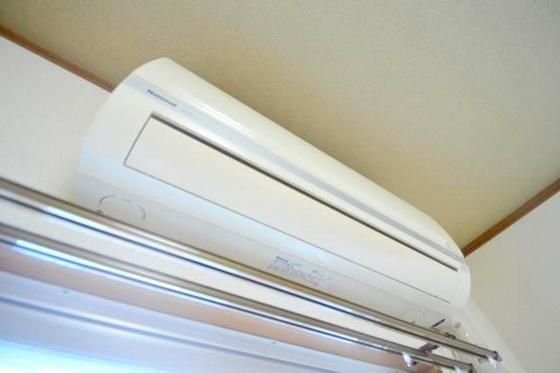 �y���̑��ݔ��z�@�G�A�R��