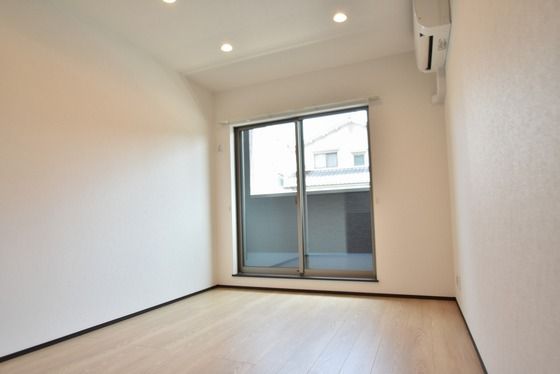 �y���̑������E�X�y�[�X�z�@