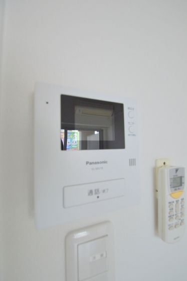 �y�Z�L�����e�B�z�@�J�����t�C���^�[�t�H���Z�L�����e�B��