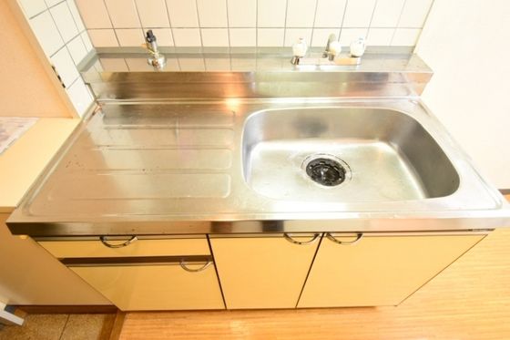 �y�L�b�`���z�@