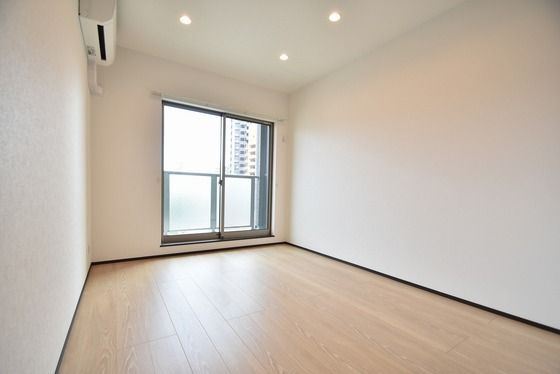 �y���̑������E�X�y�[�X�z�@