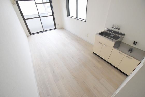 �y�����E���r���O�z�@�C���^�[�l�b�g����