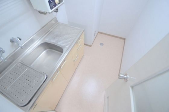 �y�L�b�`���z�@