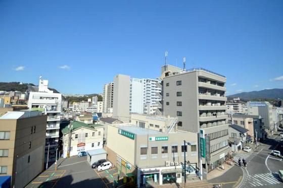 �y���]�z�@