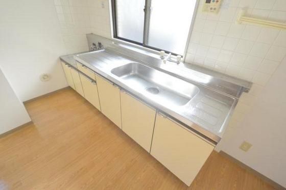 �y�L�b�`���z�@