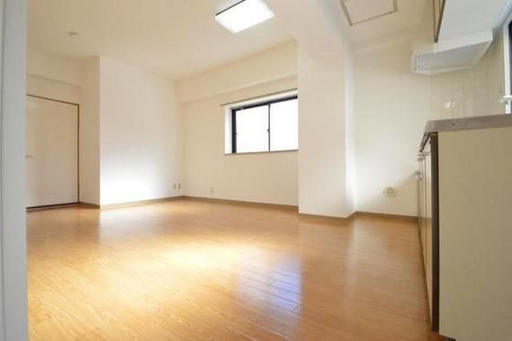 �y���̑������E�X�y�[�X�z�@