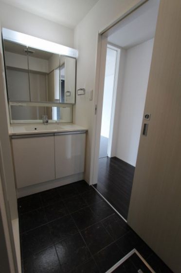 ���ʕ����̎ʐ^�ƂȂ�܂�