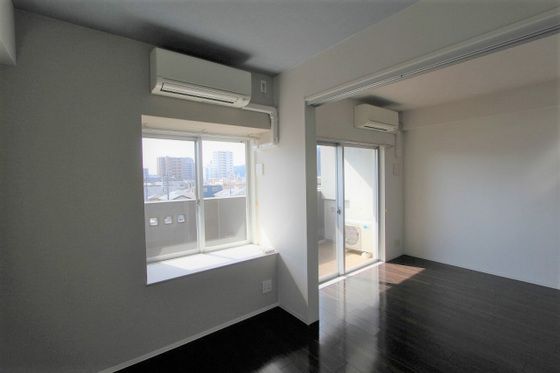 ���ʕ����̎ʐ^�ƂȂ�܂�