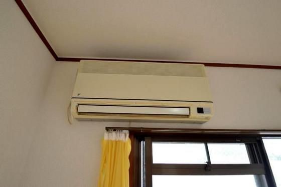 �y���̑��ݔ��z�@�G�A�R��1��t�I