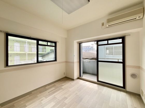 �y���̑������E�X�y�[�X�z�@