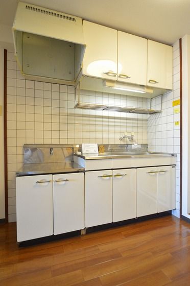 �y�L�b�`���z�@