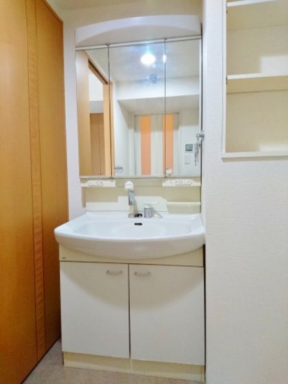 �y���ʏ��z�@