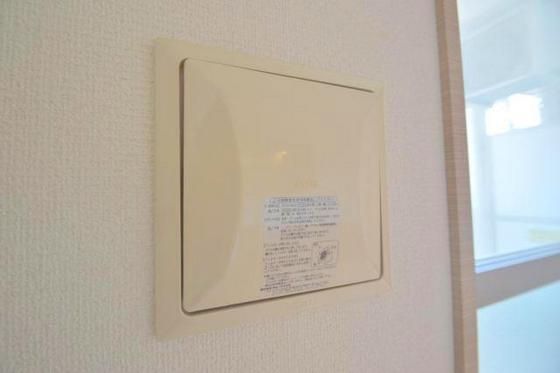 �y���̑��ݔ��z�@